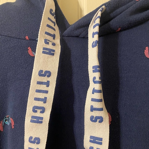 Disney Stitch Blue Sweatshirt Hoodie XLG - Picture 2 of 5